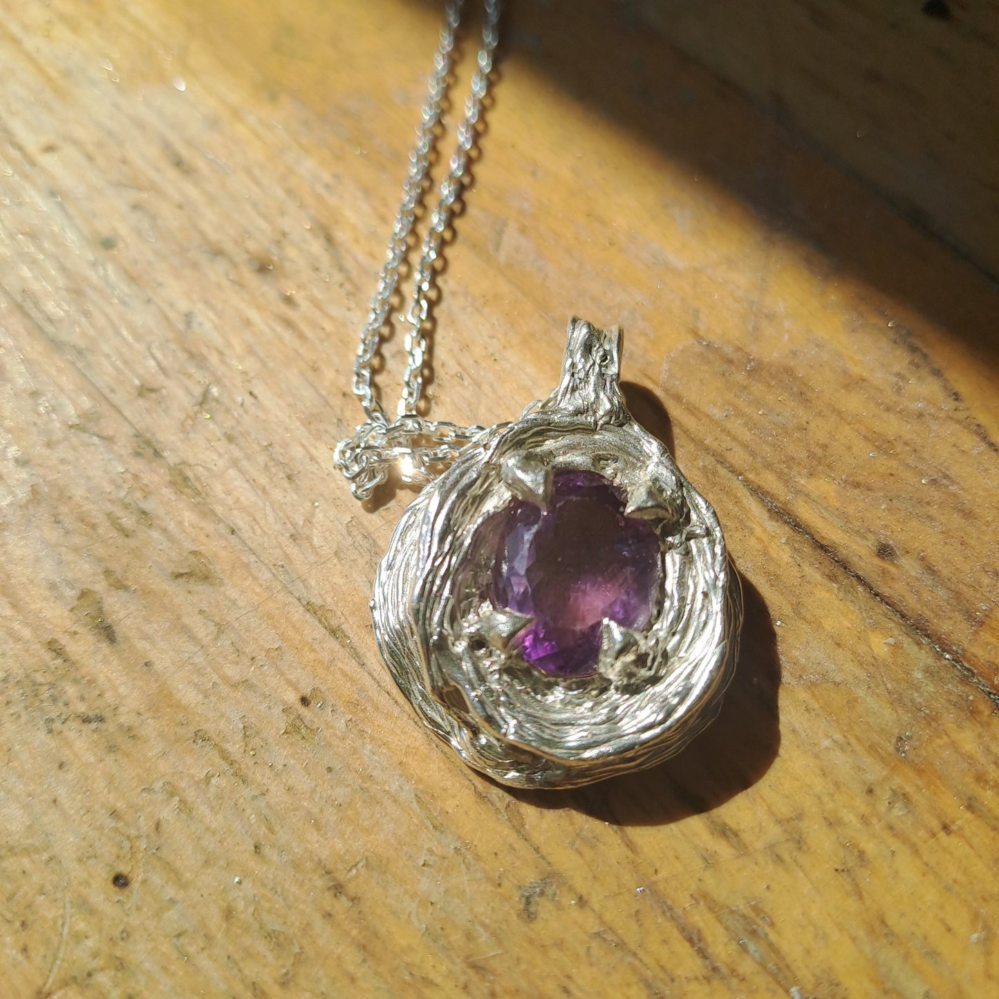 Pendentif Bíseach Amethyste