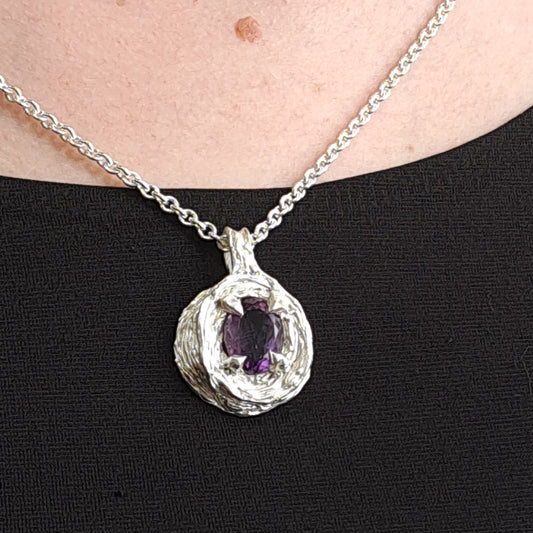 Pendentif Bíseach Amethyste
